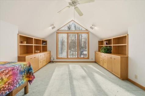 105 Allen Drive Gambier OH 43022