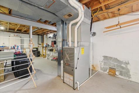 105 Allen Drive Gambier OH 43022