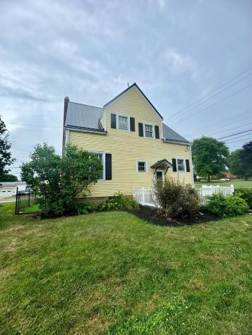 106 W Rambo Street Danville OH 43014