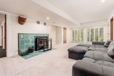 17041 Tulloss Road Mount Vernon OH 43050