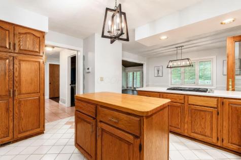 17041 Tulloss Road Mount Vernon OH 43050