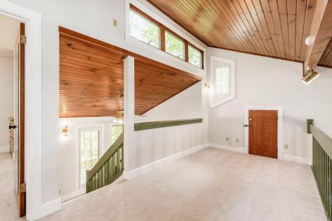 17041 Tulloss Road Mount Vernon OH 43050