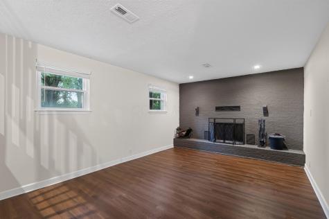 4833 Columbus Road Centerburg OH 43011
