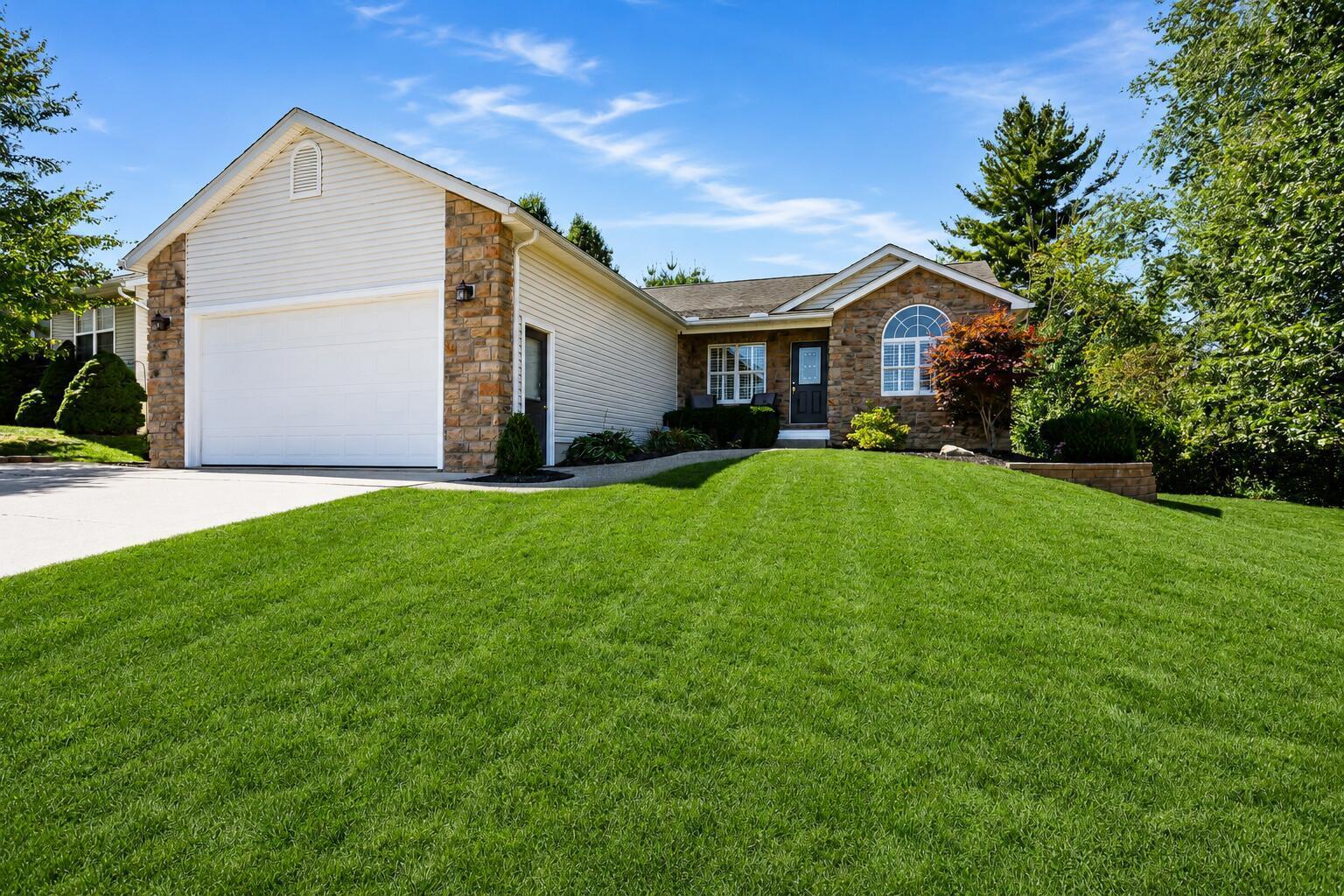 392 N Northridge Heights Drive Howard OH 43028