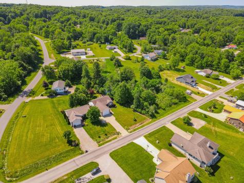 392 N Northridge Heights Drive Howard OH 43028