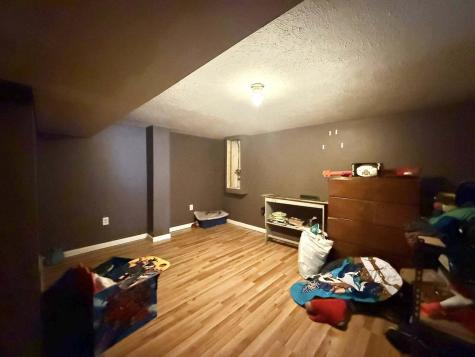 18 W 2nd Street Fredericktown OH 43019