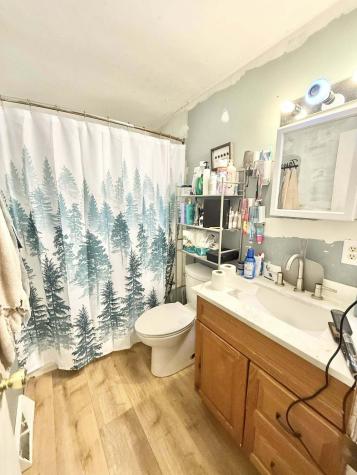 18 W 2nd Street Fredericktown OH 43019