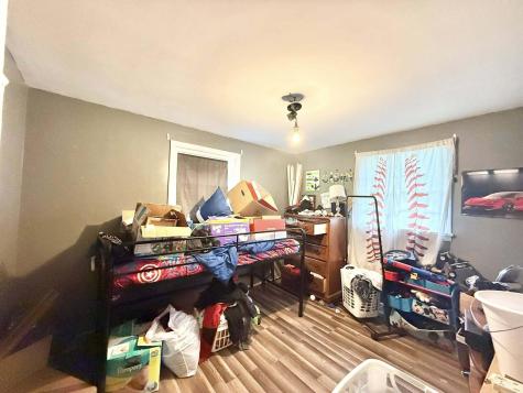18 W 2nd Street Fredericktown OH 43019