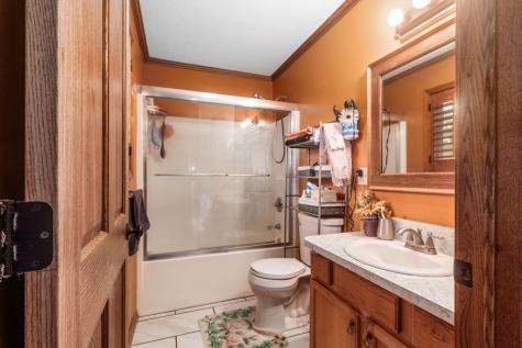 71 Queensway Court Howard OH 43028