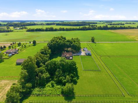 15050 Croton Road Centerburg OH 43011