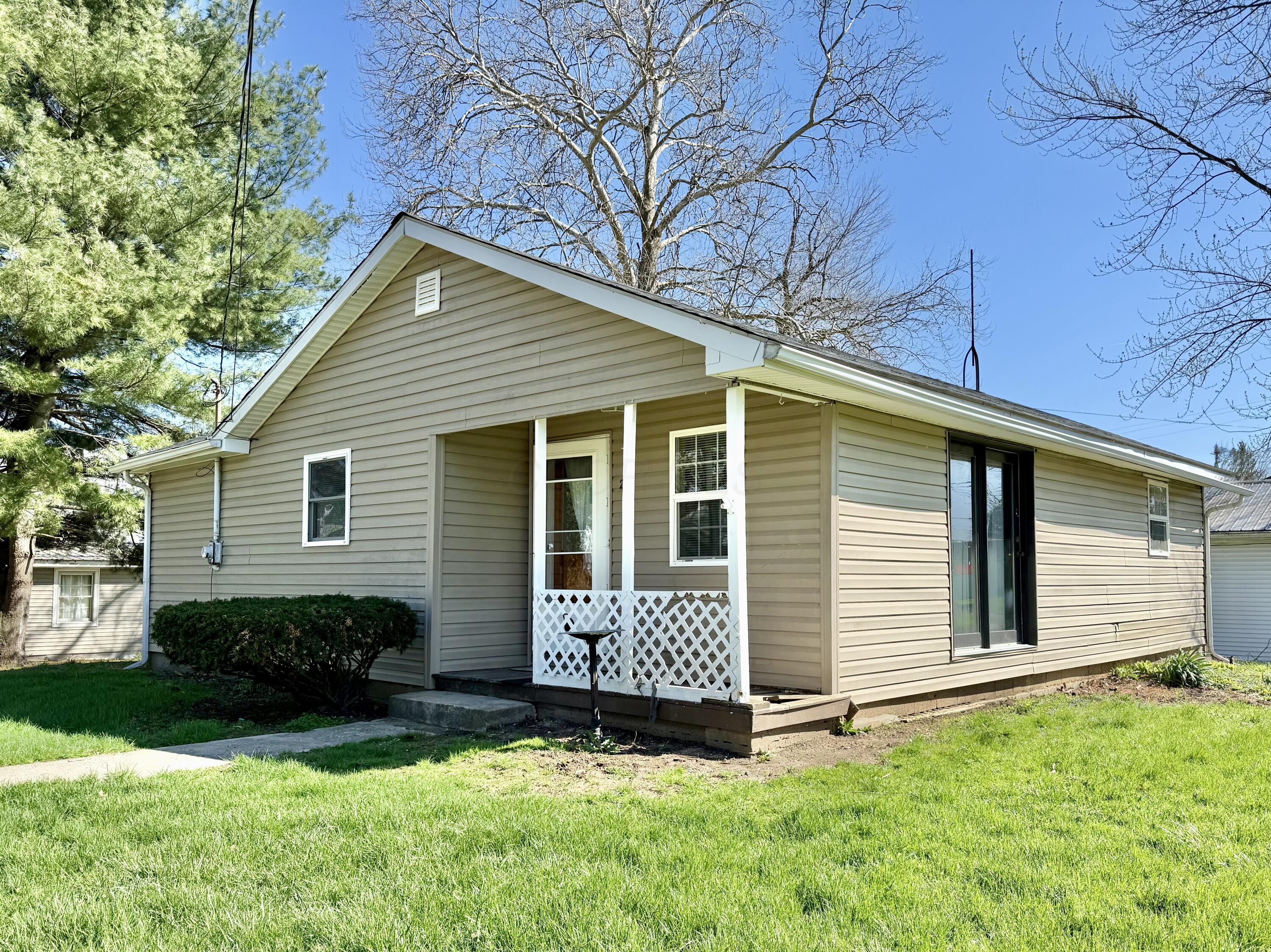 202 Plum Street Danville OH 43014