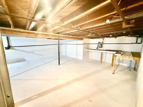 202 Plum Street Danville OH 43014