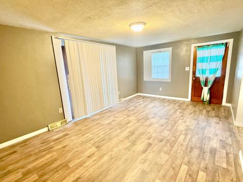 202 Plum Street Danville OH 43014