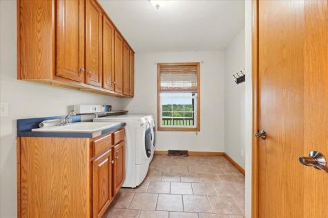 13618 Gilchrist Road Mount Vernon OH 43050