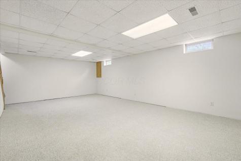 13618 Gilchrist Road Mount Vernon OH 43050