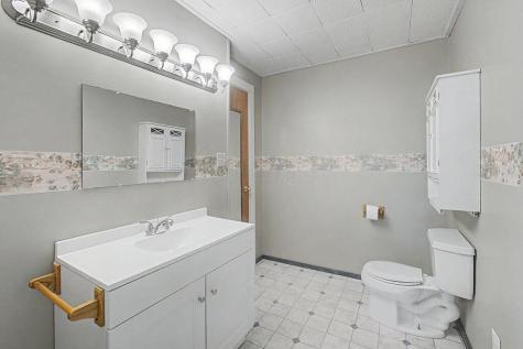 5 Columbus Road Fredericktown OH 43019