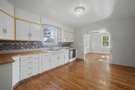 5 Columbus Road Fredericktown OH 43019