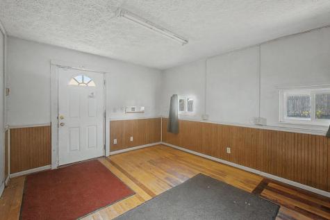 5 Columbus Road Fredericktown OH 43019