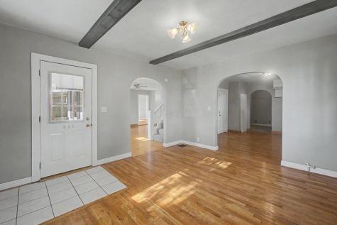 5 Columbus Road Fredericktown OH 43019