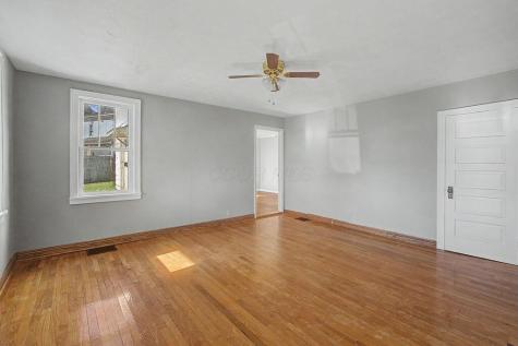 5 Columbus Road Fredericktown OH 43019