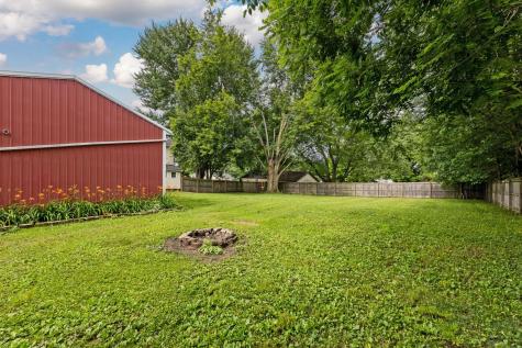 260 N Clayton Street Centerburg OH 43011