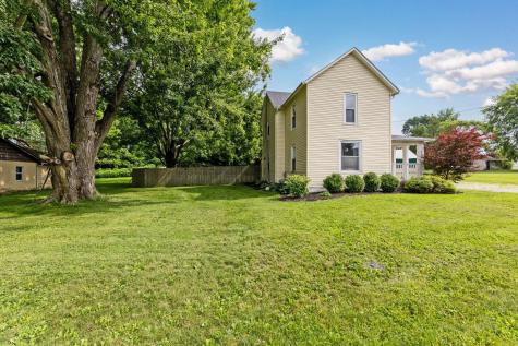 260 N Clayton Street Centerburg OH 43011