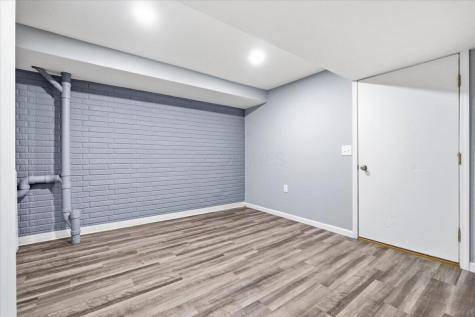 2456 Apple Valley Drive Howard OH 43028