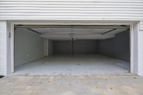 2456 Apple Valley Drive Howard OH 43028