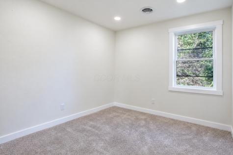 13946 Monroe Mills Road Howard OH 43028