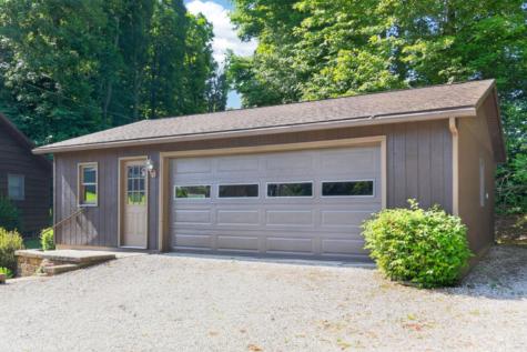 23526 Caves Road Gambier OH 43022