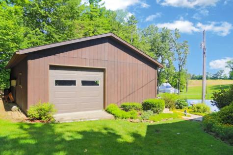 23526 Caves Road Gambier OH 43022