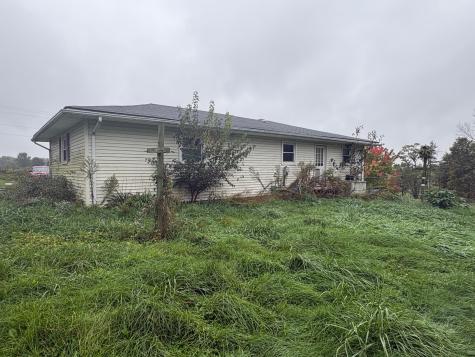 5796 Township Road Fredericktown OH 43019