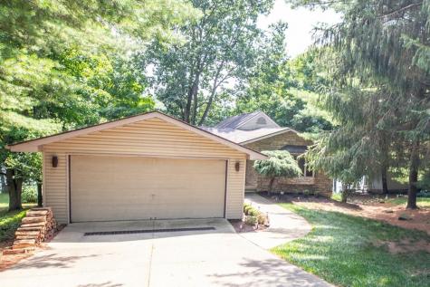 753 Valleywood Heights Drive Howard OH 43028
