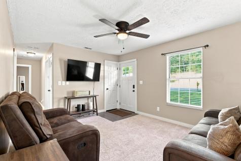 88 Berrimore Drive Utica OH 43080