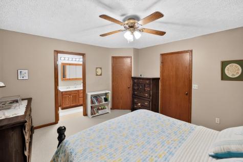 212 Northern Spy Drive Howard OH 43028