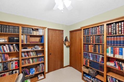 212 Northern Spy Drive Howard OH 43028