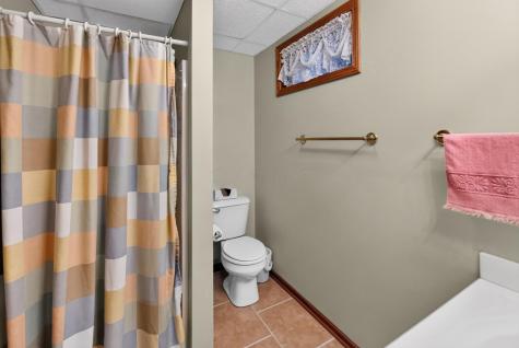 212 Northern Spy Drive Howard OH 43028