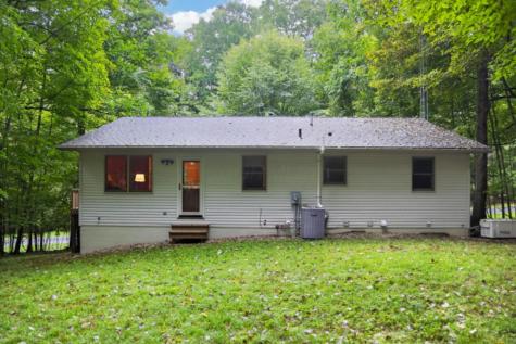 212 Northern Spy Drive Howard OH 43028