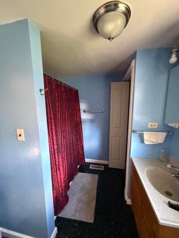 278 N Central Avenue Utica OH 43080