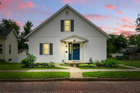 112 E Burgess Street Mount Vernon OH 43050