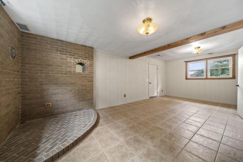 9220 Mount Gilead Road Fredericktown OH 43019
