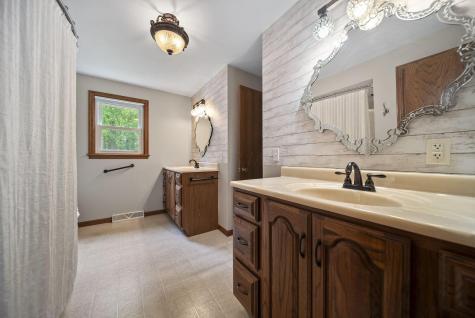 9220 Mount Gilead Road Fredericktown OH 43019