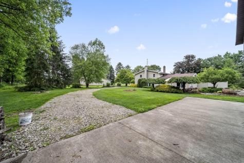9220 Mount Gilead Road Fredericktown OH 43019