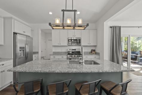 512 Greenacre Circle Howard OH 43028