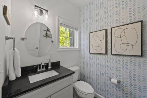 512 Greenacre Circle Howard OH 43028