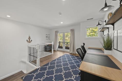512 Greenacre Circle Howard OH 43028