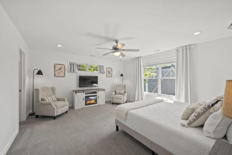 512 Greenacre Circle Howard OH 43028