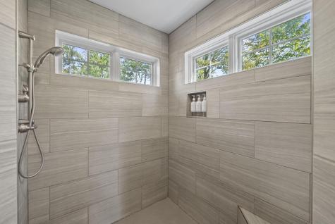 512 Greenacre Circle Howard OH 43028