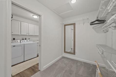 512 Greenacre Circle Howard OH 43028