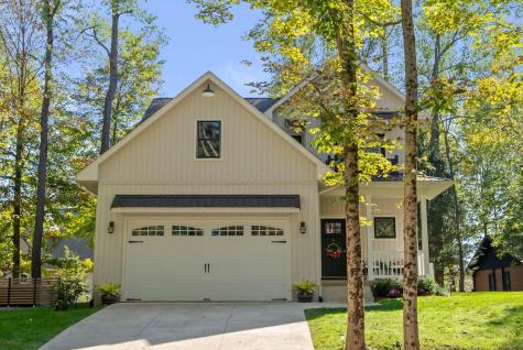 512 Greenacre Circle Howard OH 43028